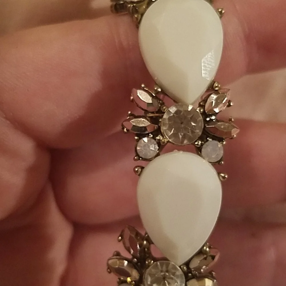 Charming Charlie NWT Stretch Bracelet